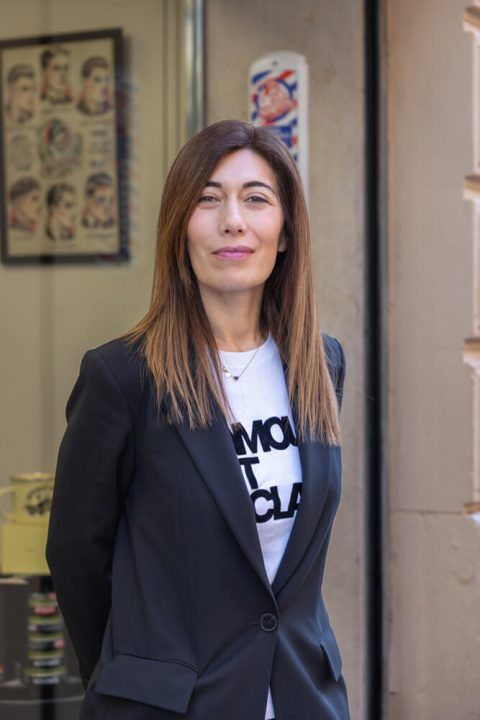 Claudia La Barbería Haircuts & Wines - Claudia