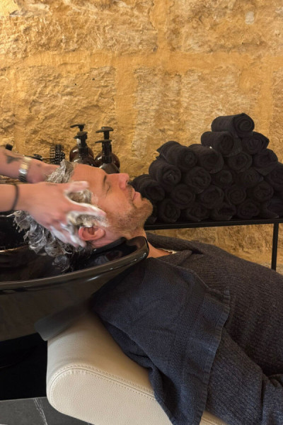 Lavado La Barbería Haircuts & Wine (Santa Catalina)